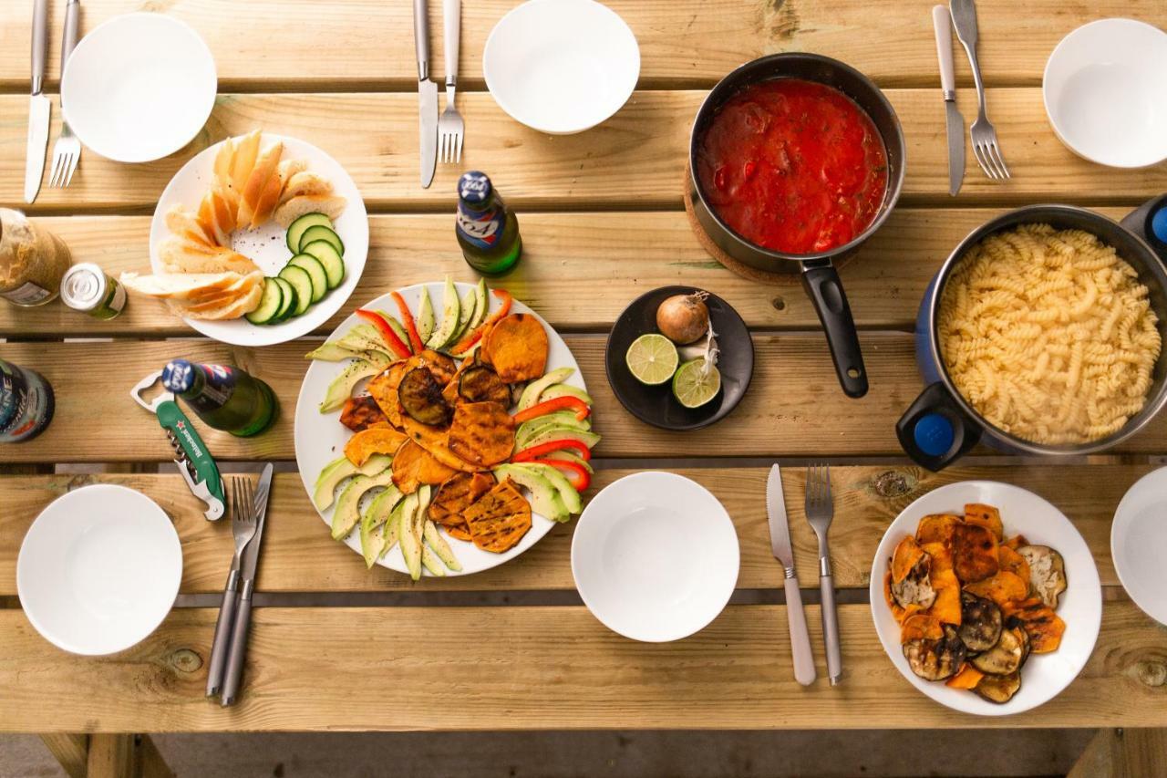 The Spot Surfcamp 호텔 비스카로세 외부 사진